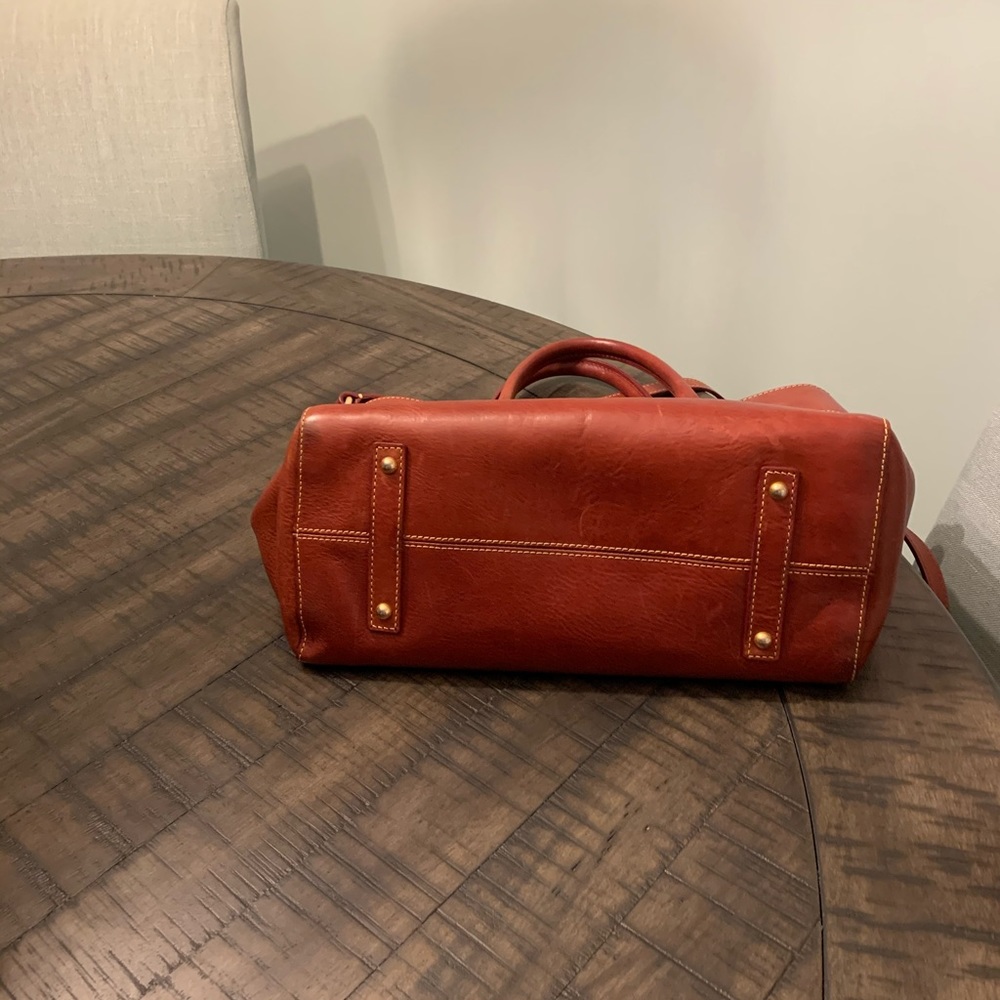 Handbag - Picture 2 of 3